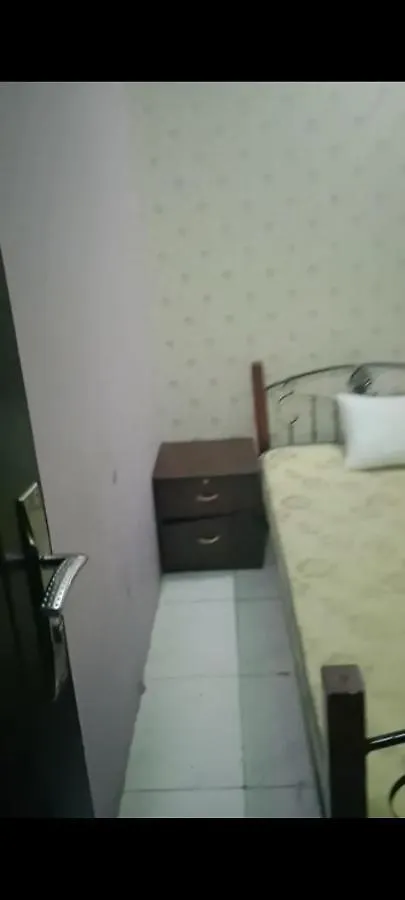 Partition Al Rigga Apartment Dubai